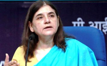 ‘फिल्म’ देती है छेड़छाड़ को बढ़ावा — मेनका गांधी